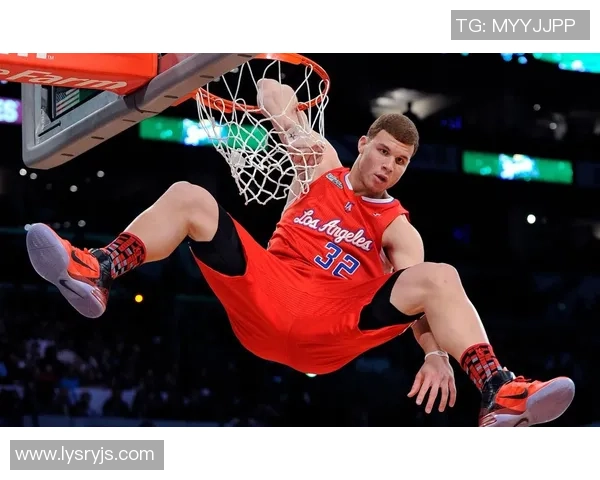 出道即巅峰的足球明星背后那些不为人知的奋斗故事与荣耀时刻